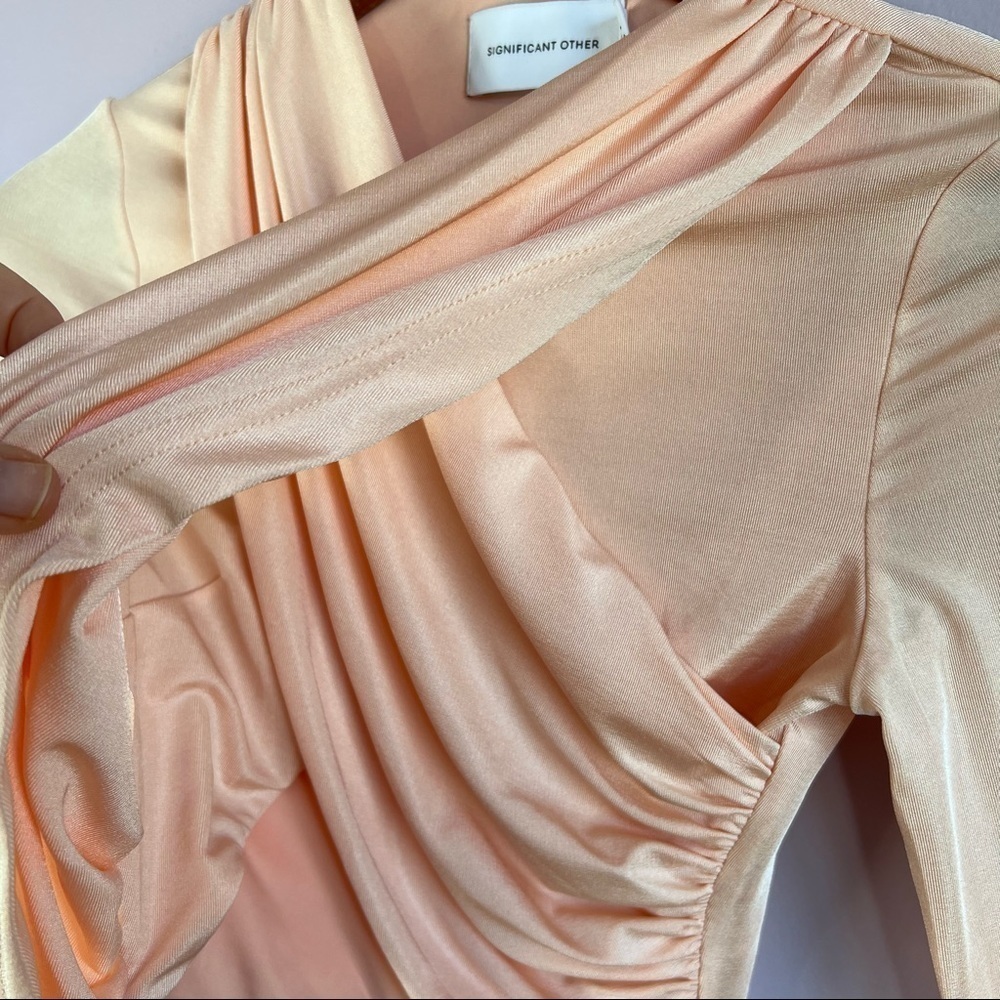 SIGNIFICANT OTHER Arta Long Sleeve Wrap Peach Crop Top Size US 2 Sold Out Online - Picture 8 of 15